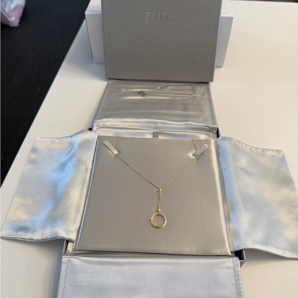 Zales Gold Circle Pendant Necklace
